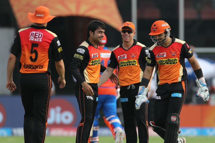 IPL 2018: हाशिम अमला नहीं बल्कि यह विस्फोटक बल्लेबाज सनराइजर्स हैदराबाद की टीम में लेगा डेविड वार्नर की जगह 6