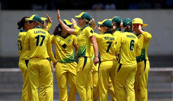 इंग्लैंड को हरा ऑस्ट्रेलिया की महिला टीम ने क्रिकेट ऑस्ट्रेलिया के जख्मो पर लगाया मरहम 1