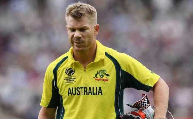 ऑस्ट्रेलियाई खिलाड़ियों के बीच नहीं है सब कुछ ठीक, ऑस्ट्रेलियाई खिलाड़ियों ने वार्नर को टीम होटल से बाहर करने की किया शिकायत 4