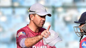 See what ricky ponting think on gautam captaincy decision 