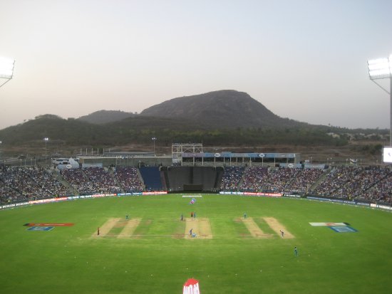 पुणे के महाराष्ट्र क्रिकेट एसोसिएशन स्टेडियम को महाराष्ट्र बैंक ने अपने कब्जे में लिया 2