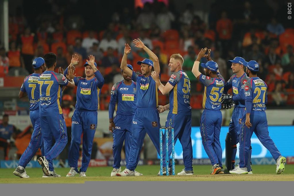 राजस्थान रॉयल्स की लगातार हार के बाद जहीर खान ने अजिंक्य रहाणे पर किया कटाक्ष 3 राजस्थान रॉयल्स की लगातार हार के बाद जहीर खान ने अजिंक्य रहाणे पर किया कटाक्ष 3