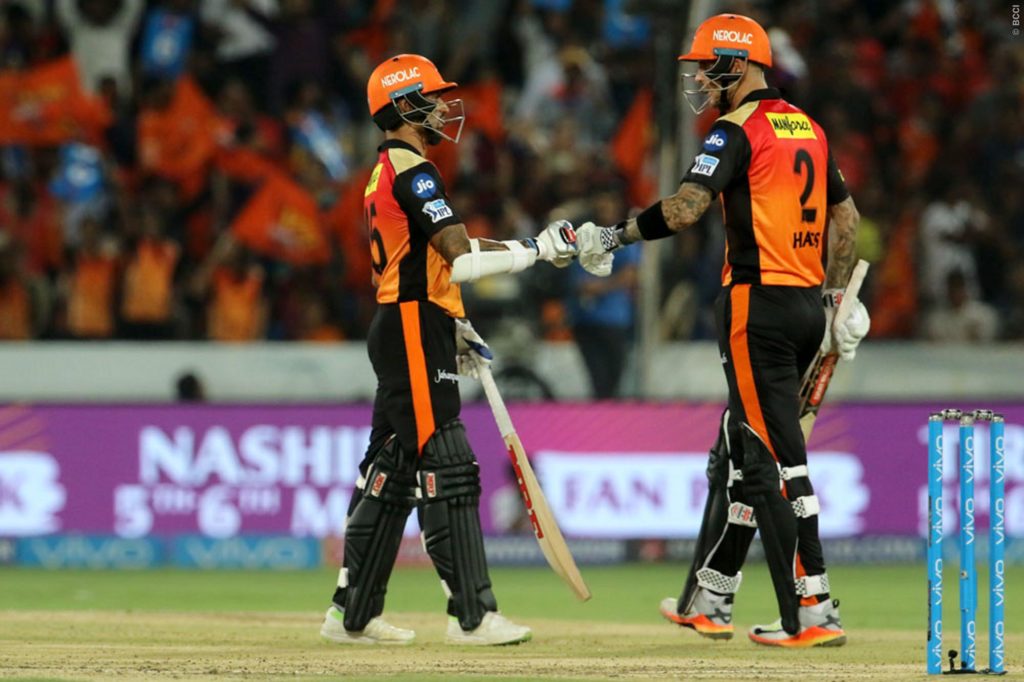 SRH VS DD- मैन ऑफ द मैच लेते हुए राशिद खान ने खोल डाला अपनी मिस्ट्री गेंद का राज, बताया क्यों बल्लेबाज नहीं पिक कर पाता गेंद 8 SRH VS DD- मैन ऑफ द मैच लेते हुए राशिद खान ने खोल डाला अपनी मिस्ट्री गेंद का राज, बताया क्यों बल्लेबाज नहीं पिक कर पाता गेंद 8