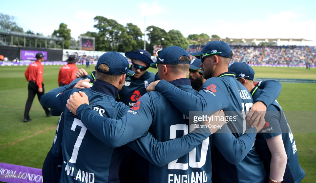 बड़ी खबर : इंग्लैंड की टीम ने चौथे वनडे मैच के लिए इन दो खिलाड़ियों को किया टीम में शामिल 1