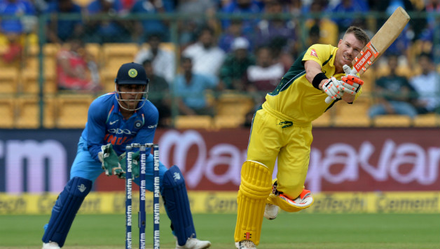 OMG !! जब ऑस्ट्रेलिया के खिलाफ रविंद्र जडेजा की लगातार 6 गेंदों पर पड़े थे 6 छक्के, दर्ज हुआ था यह शर्मनाक रिकॉर्ड 4