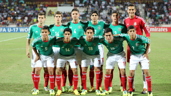 पहले भी बैन झेल चुकी मैक्सिको की विश्व कप टीम एक बार फिर बनी लड़कियों की वजह से विवाद का हिस्सा 3