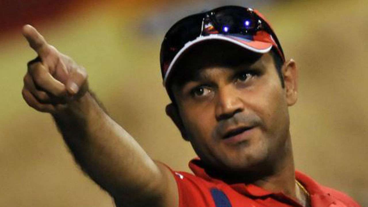 ENG vs IND: भारत की हार से बौखलाए वीरेंद्र सहवाग, कोहली की कप्तानी पर सवाल उठाते हुए इन्हें ठहराया हार का जिम्मेदार 4