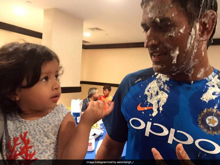 On the birthday of Dhoni, the daughter said, Papa is getting your age