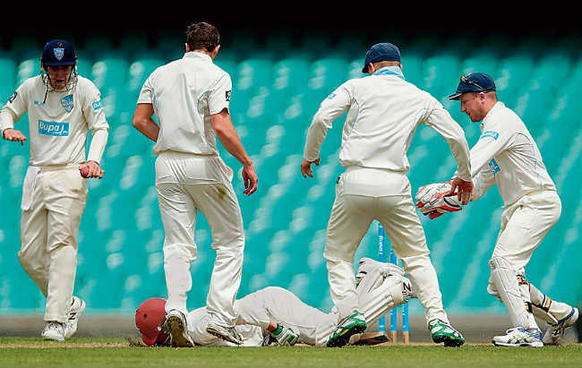 दर्दनाक- इन 5 क्रिकेटरों ने मैदान पर लगी चोट की वजह से गंवा दी अपनी जान, लिस्ट में 1 भारतीय 3