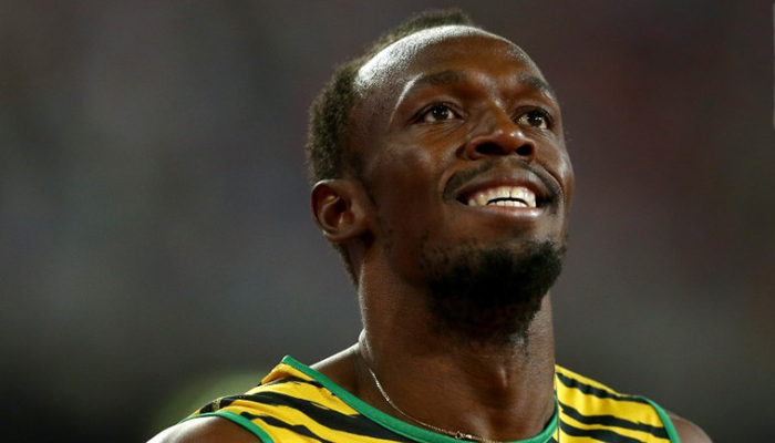 Farrata King Bolt debuts on the football field
