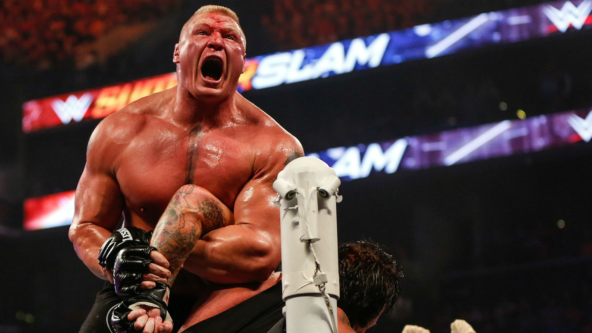WWE समर-स्लैम के इतिहास के पांच सबसे बेहतरीन मैच, जिसने रोक दी थी दर्शको की साँसे 3