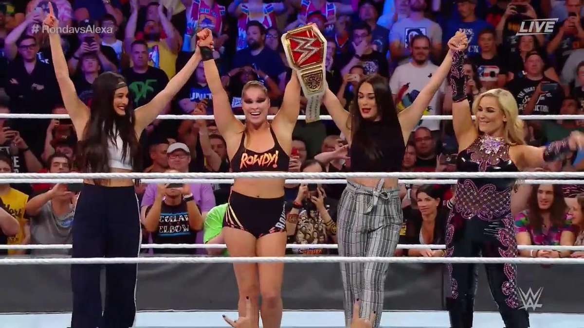 SUMMER SLAM: RAW WOMEN CHAMPIONSHIP: WWE को मिला नया वुमेन्स रॉ चैम्पियन, ब्लिस ने गंवाया टाइटल बेल्ट 3