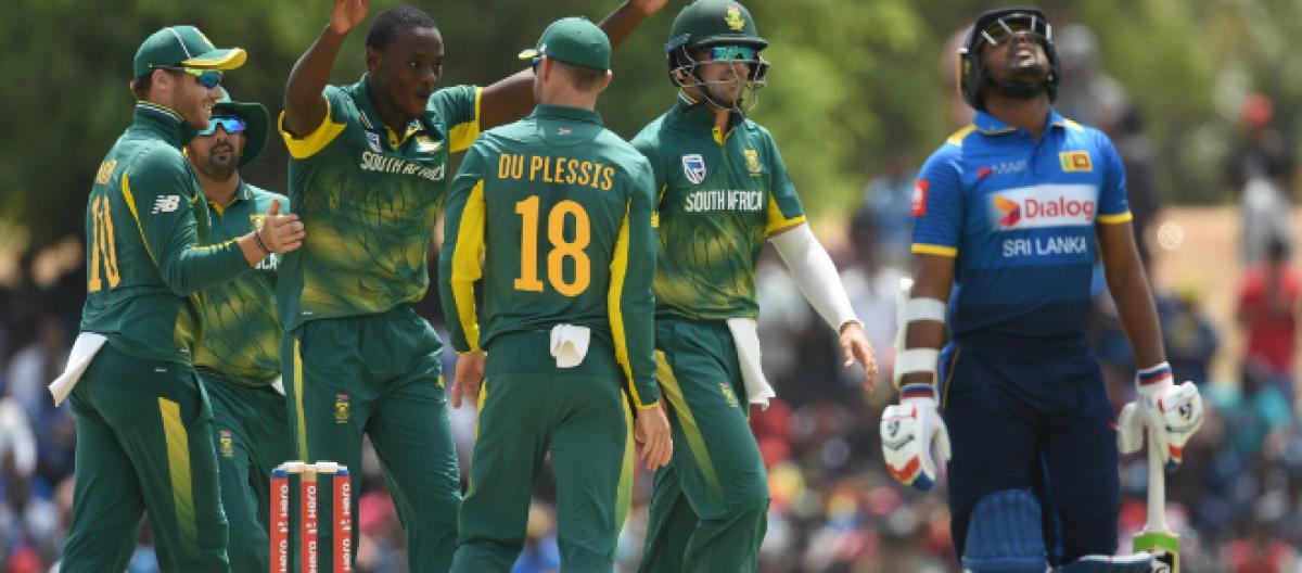 तीसरा वनडे जीतकर दक्षिण अफ्रीका ने सीरीज पर किया कब्जा, युवा बल्लेबाज ने खेली शतकीय पारी 1