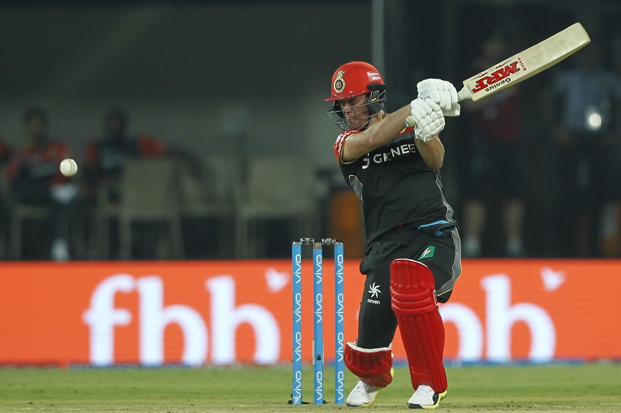 आईपीएल 2019 में एबी डीविलियर्स के आरसीबी से खेलने पर उठा पर्दा 5