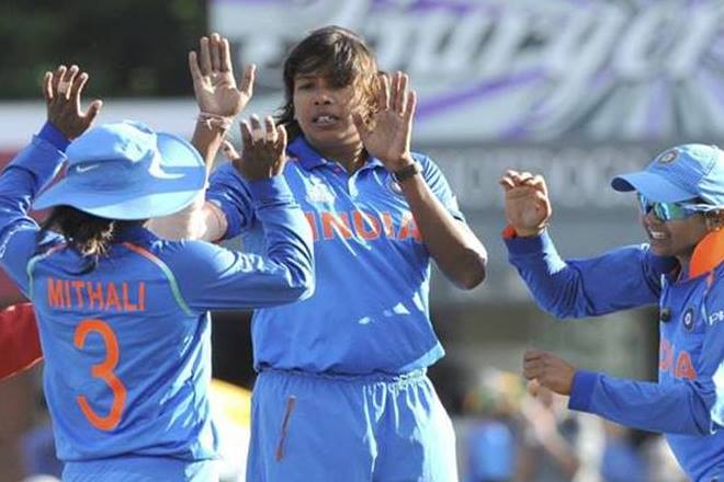 भारतीय महिला क्रिकेटर झूलन गोस्वामी और मिताली राज ने एक ही मैच में हासिल किया विराट मुकाम 3