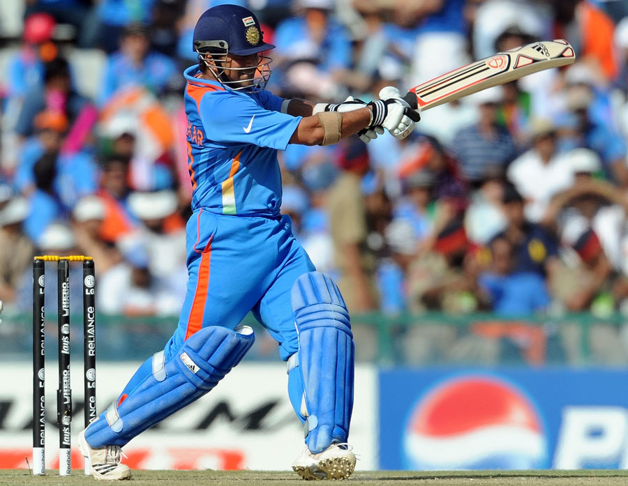 6 ऐसे बल्लेबाज जिन्होंने वनडे क्रिकेट में लगाए सबसे ज्यादा चौके 7
