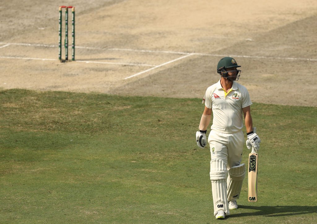 दुबई टेस्ट मैच में पाकिस्तान ने कसा शिंकजा, 325 रन की हुई बढ़त 4