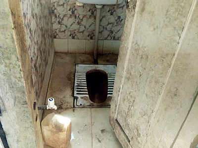 दिल्ली के करनैल सिंह स्टेडियम के टॉयलेट को देख आप कहेंगे, टॉयलेट- एक शेम कथा 3