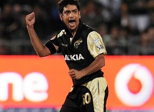 इंडियन प्रीमियर लीग 2008: पारी में सबसे बेहतरीन गेंदबाजी स्ट्राइक रेट 1