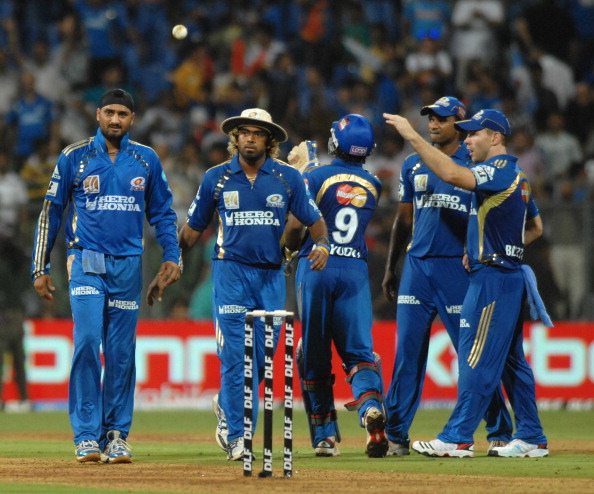 इंडियन प्रीमियर लीग 2011: पारी में सबसे ज्यादा 4 विकेट 3