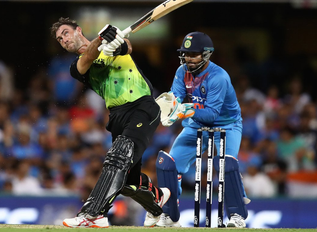 ऑस्ट्रेलिया के खिलाफ पहले टी-20 में हार के बाद, कप्तान विराट कोहली ने इस खिलाड़ी को ठहराया हार का जिम्मेदार 4