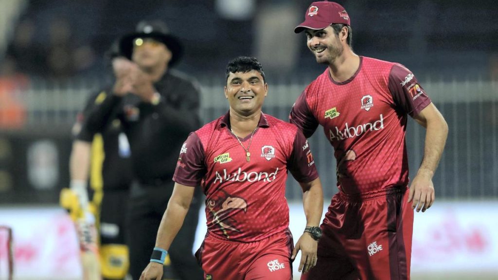 प्रवीण तांबे हो सकते हैं आईपीएल से बाहर, जांच में जुटी BCCI
