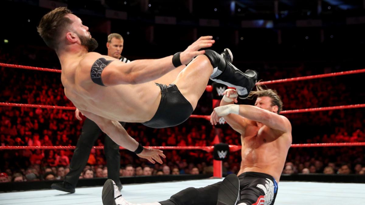 WWE रॉ रिजल्ट्स: 17 दिसंबर, 2018, विन्स मैकमेहन की वापसी 4