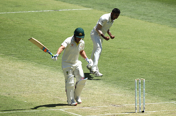 वीडियो: 54.1 ओवर में कप्तान विराट कोहली ने लपका इस सीरीज का सर्वश्रेष्ठ कैच, देखने लायक था ऑस्ट्रेलियाई बल्लेबाज का रिएक्शन 2