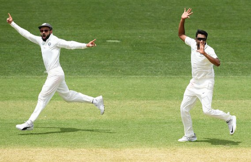 वीडियो: 119.5 ओवर में अश्विन ने नहीं डाली होती ये गेंद तो शायद भारत को नहीं मिला होता 10 साल बाद ये ऐतिहासिक जीत 1