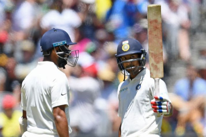 मेलबर्न टेस्ट : कमिंस ने तोड़ा मयंक का संयम, चायकाल तक भारत के दो विकेट पर 123 रन 9