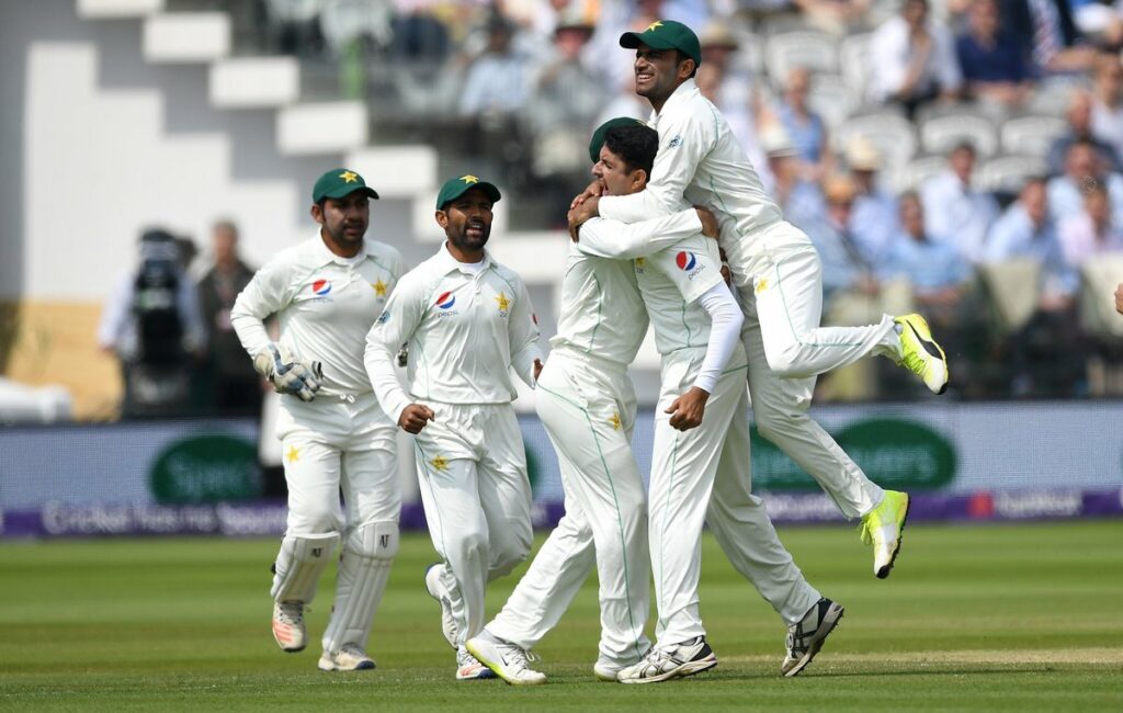 दक्षिण अफ्रीका के खिलाफ टेस्ट सीरीज के लिए पाकिस्तान टीम का ऐलान, 3 महीने बाद दिग्गज खिलाड़ी की वापसी 3