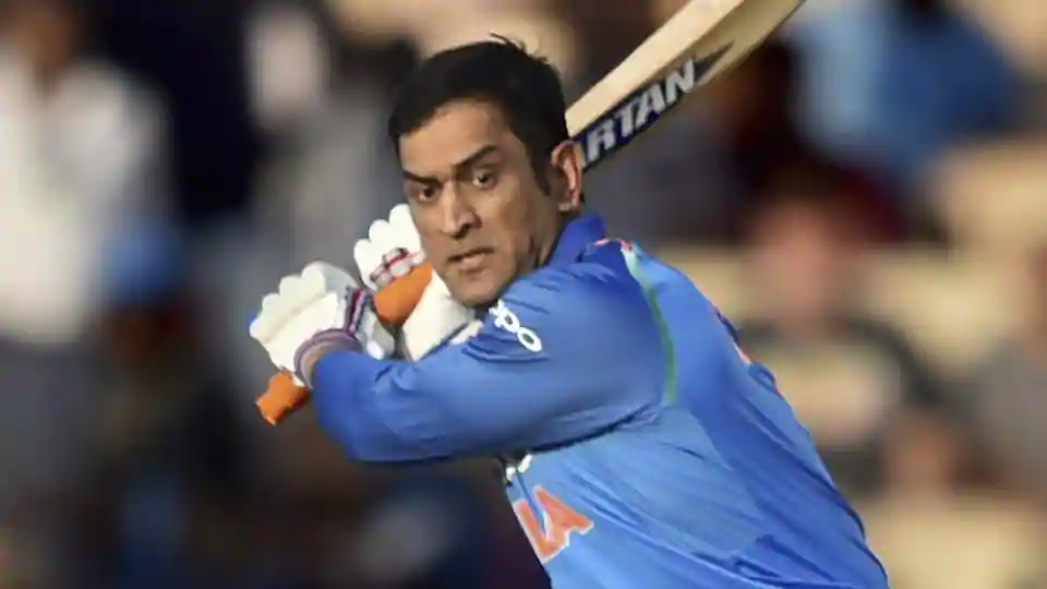 Dhoni's return to T20 squad for New Zealand tour