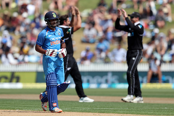 इन चार कारणों से भारतीय टीम को चौथे वनडे में करना पड़ा हार का सामना 4