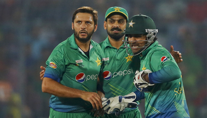व्यंग: अपने देश में क्रिकेट का आयोजन तक नहीं करा पाता पाकिस्तान और इसे कश्मीर चाहिए 7