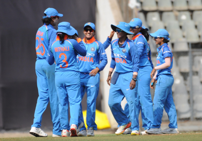 IND W vs ENG W: भारतीय महिला टीम ने पहले वनडे में इंग्लैंड को 66 रनों से हराया, छाई रही जेमिमा और मिताली 4