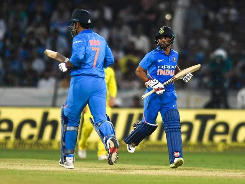 हैदराबाद वनडे : जाधव, धोनी ने आस्ट्रेलिया को हराया 1