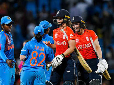 Women's Cricket: England beat India by 5 wickets in second T20