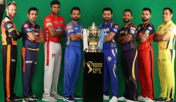 आईपीएल 2019: टूर्नामेंट शुरू होने से पहले चेन्नई पहुंचे सभी टीमों के कप्तान, ये रही वजह 2