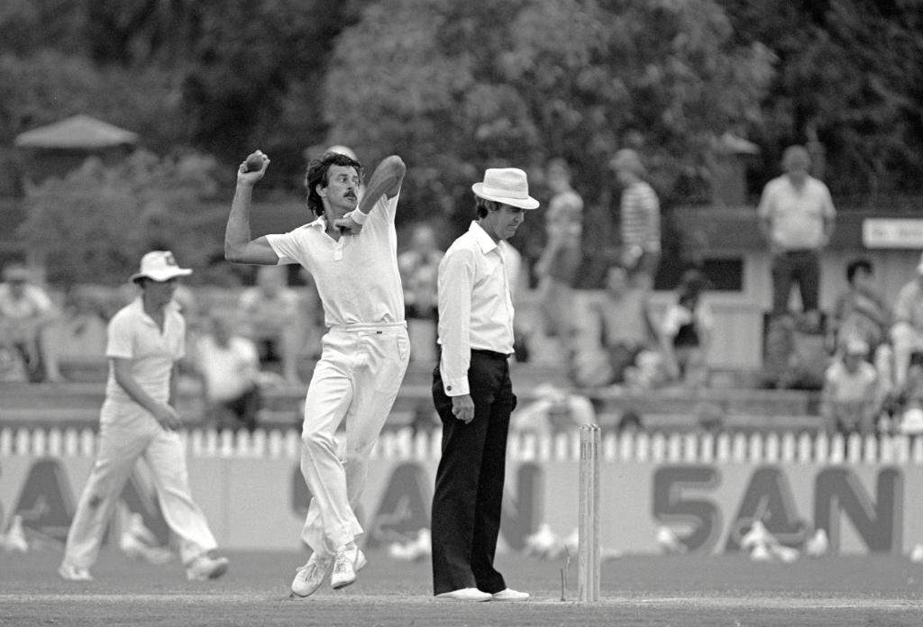 इस महान ऑस्ट्रेलियाई खिलाड़ी का हुआ निधन पूरे क्रिकेट जगत में शोक का माहौल 4