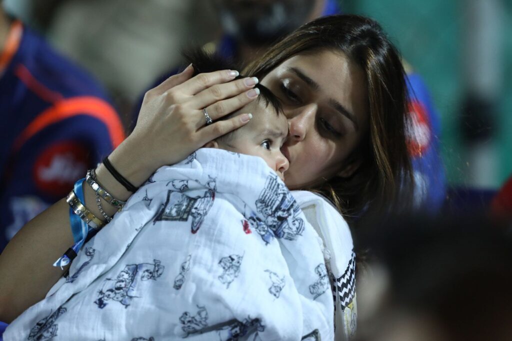 PHOTOS : आईपीएल में इन खिलाड़ियों की पत्नियाँ बन रही हैं आकर्षण का केंद्र, देखें सभी तस्वीरें 4