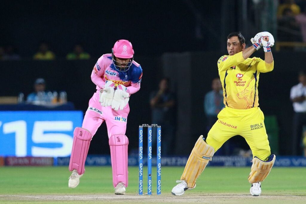IPL 2019- रविन्द्र जडेजा ने बताया आखिरी ओवर के पहली गेंद पर छक्का लगाने से पहले धोनी ने कही थी ये बात 4