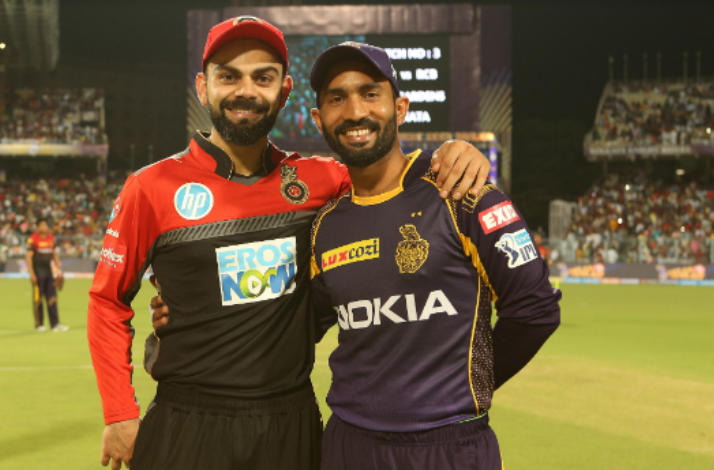 RCBvsKKR : टॉस रिपोर्ट : केकेआर ने जीता टॉस, इस प्रकार हैं दोनों टीमों की प्लेइंग इलेवन 5 RCBvsKKR : टॉस रिपोर्ट : केकेआर ने जीता टॉस, इस प्रकार हैं दोनों टीमों की प्लेइंग इलेवन 4