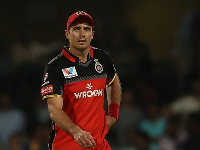 विराट कोहली ने गेंदबाजों को माना आरसीबी की लगातार हार का जिम्मेदार, अब गौतम गंभीर ने किया कटाक्ष 3