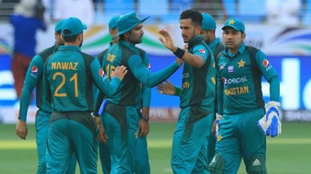 पाकिस्तान ने विश्व कप के लिए रिजर्व खिलाड़ियों की किया घोषणा, इन 3 को मिली जगह 1