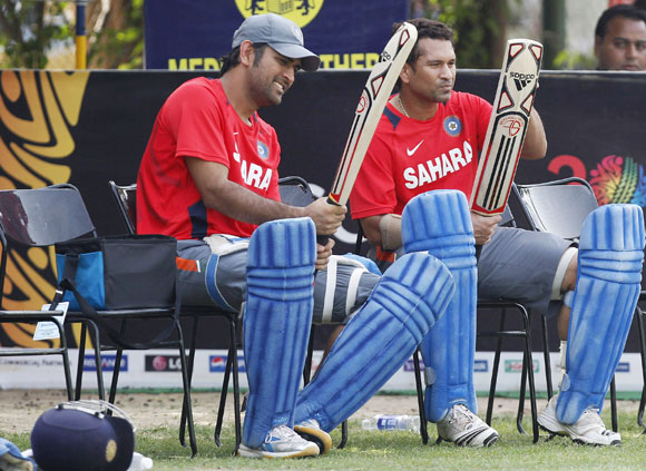 REPORTS: विश्व कप के अंतिम मैच में अंतरराष्ट्रीय क्रिकेट से संन्यास की घोषणा करेंगे महेंद्र सिंह धोनी 3