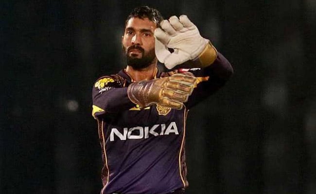 IPL 2020 : सुनील गावस्कर ने केकेआर को दिया सलाह, दिनेश कार्तिक को हटा इन्हें बनाये कप्तान 3
