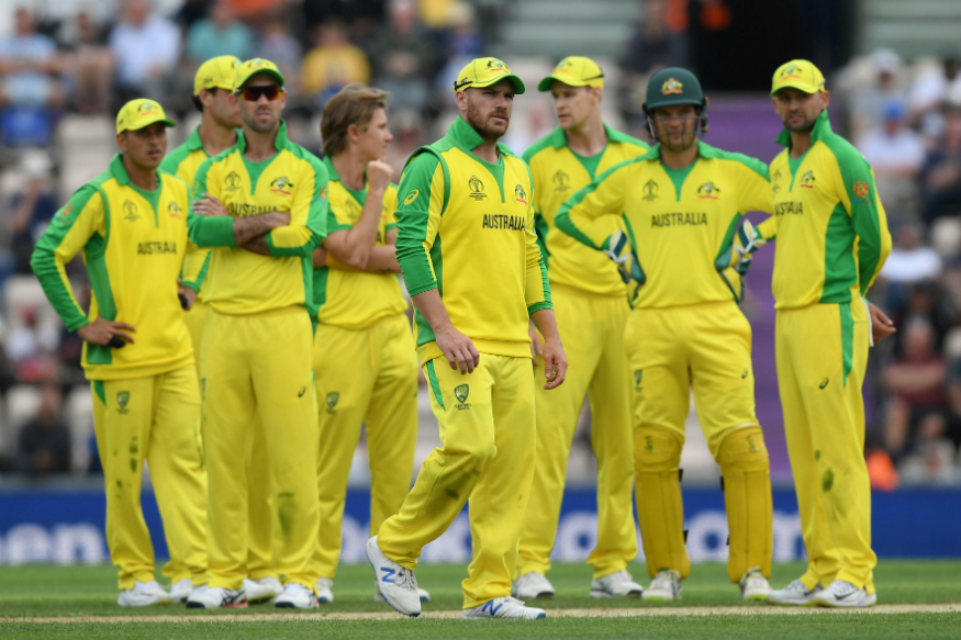 ऑस्ट्रेलिया के विश्व कप अभियान को लगा बड़ा झटका, सेमीफाइनल से पहले दो खिलाड़ी हुए चोटिल 3