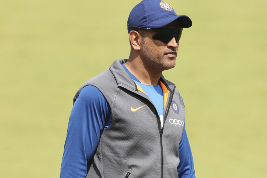 REPORTS: महेंद्र सिंह धोनी नहीं लेते ब्रेक तो भी चयनकर्ता दिखा देते उन्हें टीम इंडिया से बाहर का रास्ता 4