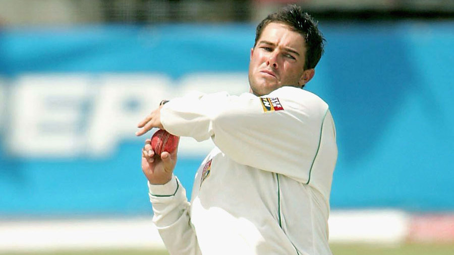 5 विकेटकीपर बल्लेबाज जिन्होंने गेंदबाजी करते हुए लिए विकेट, सूची में दो भारतीयों के नाम शामिल 2