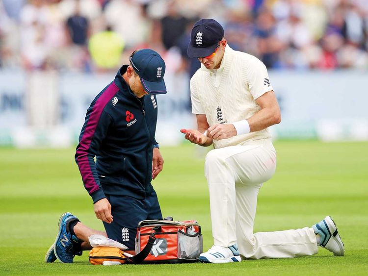 एशेज सीरीज: दूसरे टेस्ट से बाहर हुए चोटिल जेम्स एंडरसन, इस खिलाड़ी को मिलेगा डेब्यू का मौका 2